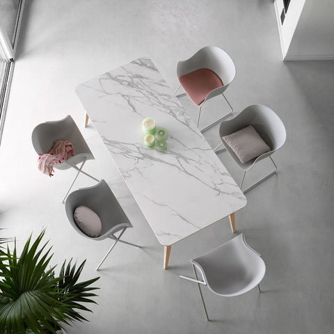 Bob Table (Round-Corner)